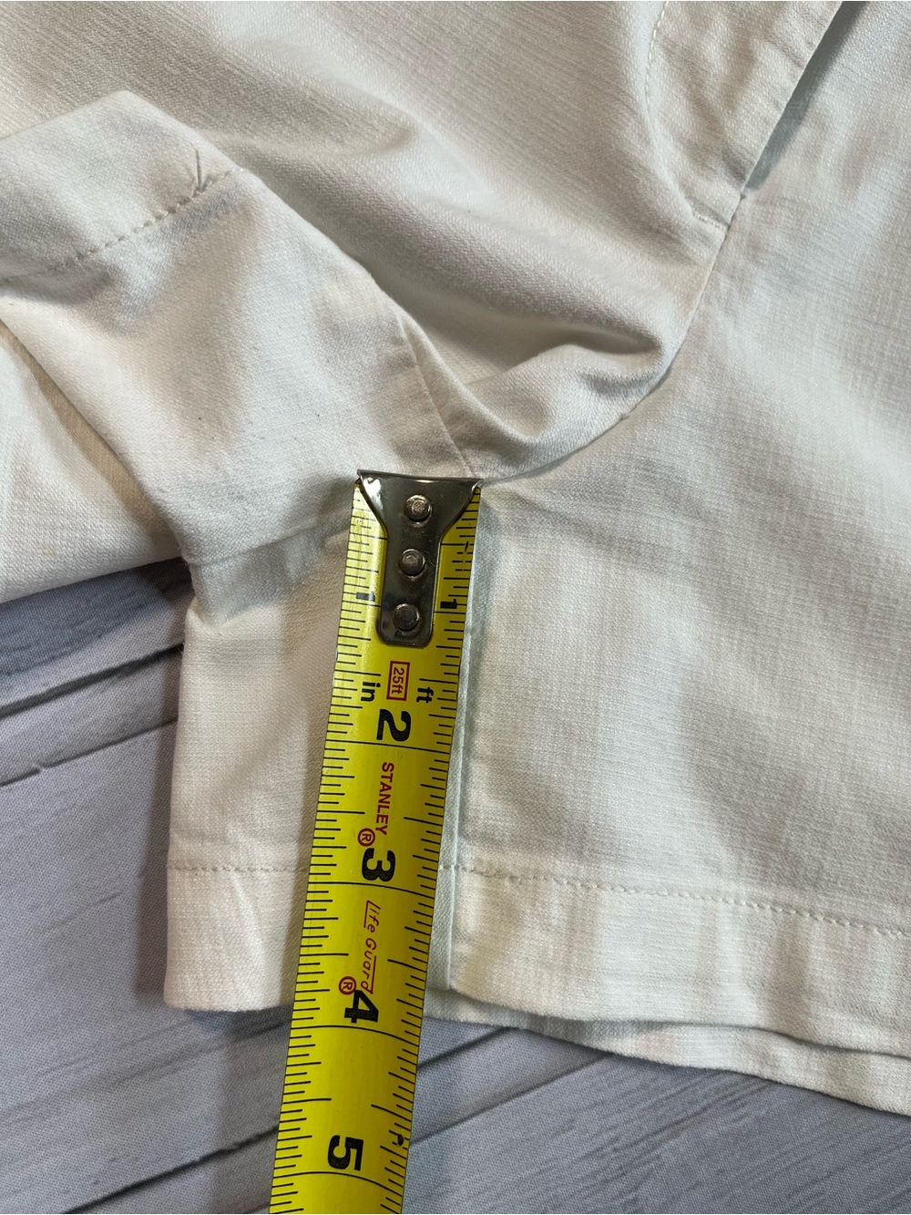 Women’s Loft nautical flat front ivory cotton blend high rise shorts. Size 6 - Picture 13 of 14